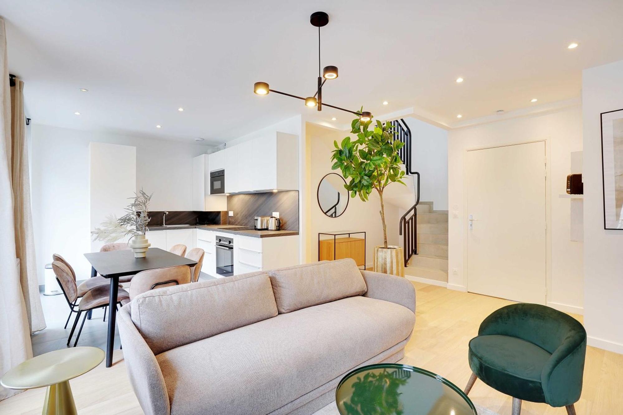 Raffinement Et Confort Dans Cette Residence A Levallois-Perret Luaran gambar