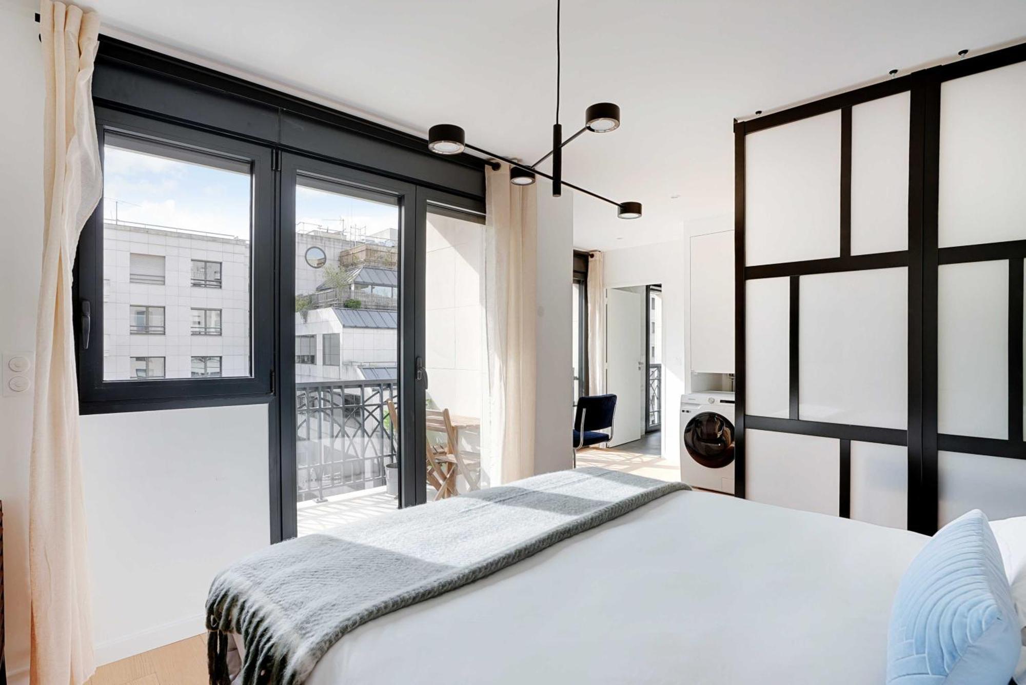 Raffinement Et Confort Dans Cette Residence A Levallois-Perret Luaran gambar